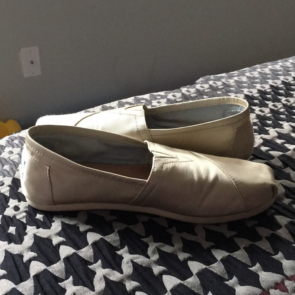 Ivory satin TOMS. Classic slip on